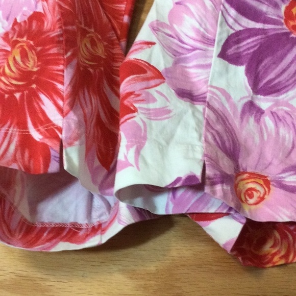 10 Real Clothes white floral stretch Capri pants - Picture 8 of 14